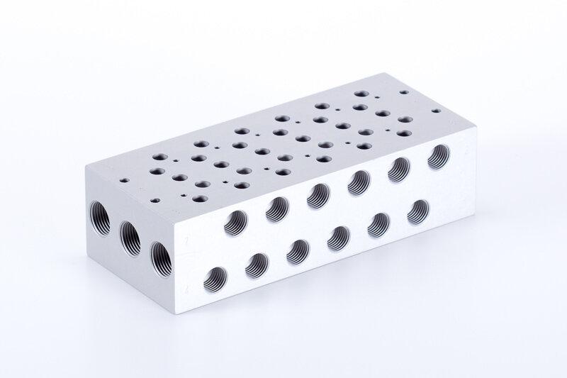 R 508 704 R 508 704