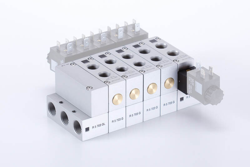 G 1/4" - 7 mm otvor
